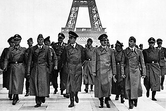 1940 — Alemania invade Dinamarca y Noruega (9 abr.)