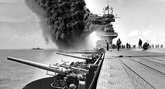 1942 — La batalla de Midway: victoria naval decisiva de EE. UU. (4–7 jun.)