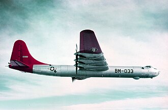 1950 — Corea del Norte invade Corea del Sur el 25 de junio — comienza la guerra